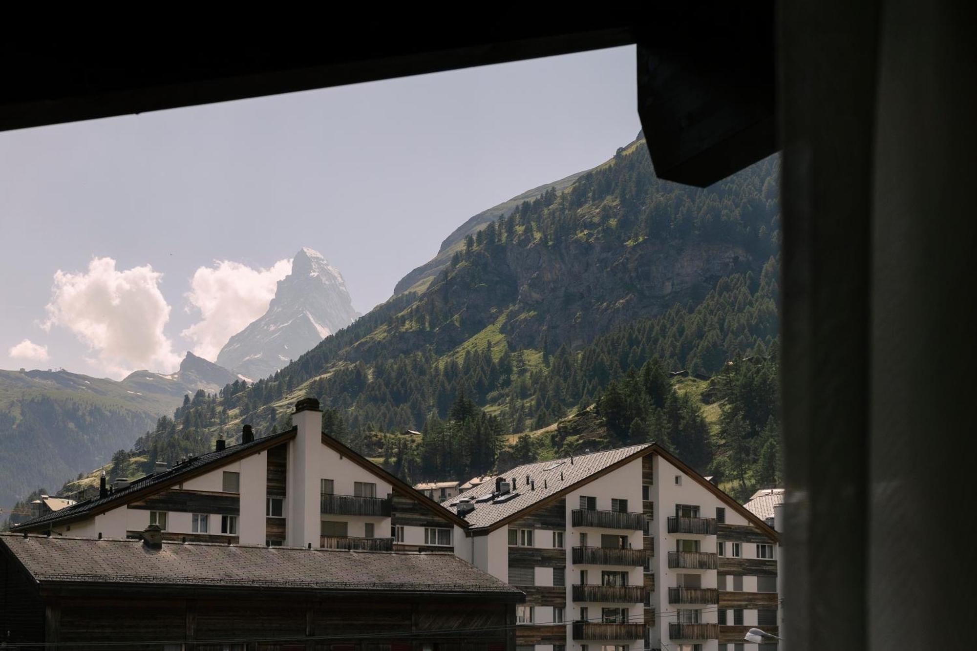Schloss Zermatt - Cbd & Adaptogenic Spa And Sport Hotel Esterno foto