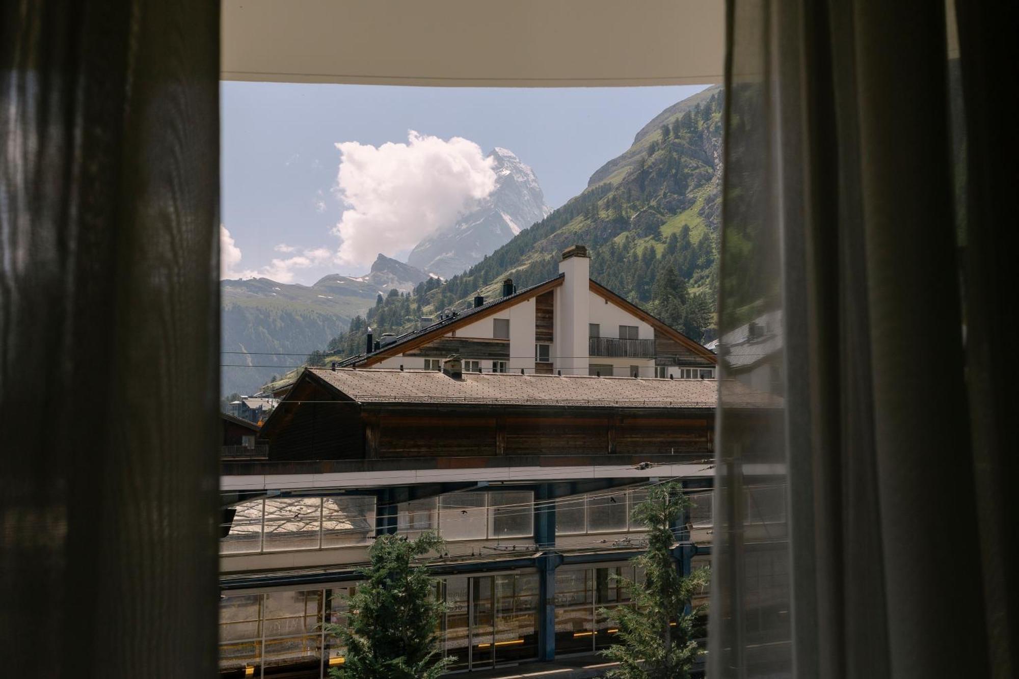 Schloss Zermatt - Cbd & Adaptogenic Spa And Sport Hotel Esterno foto