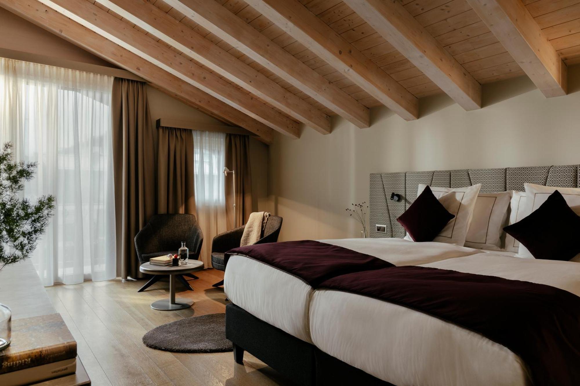 Schloss Zermatt - Cbd & Adaptogenic Spa And Sport Hotel Esterno foto