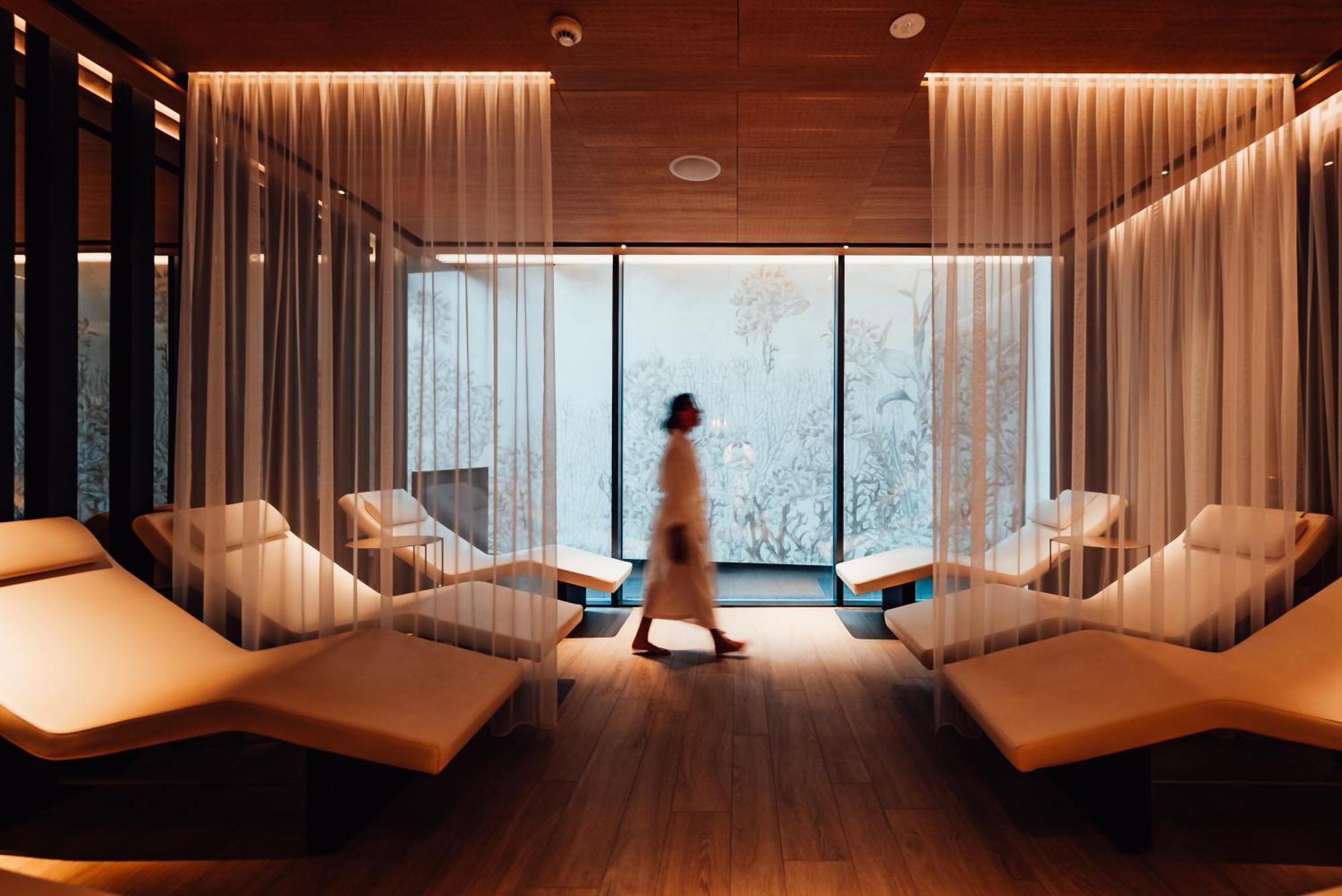Schloss Zermatt - Cbd & Adaptogenic Spa And Sport Hotel Esterno foto